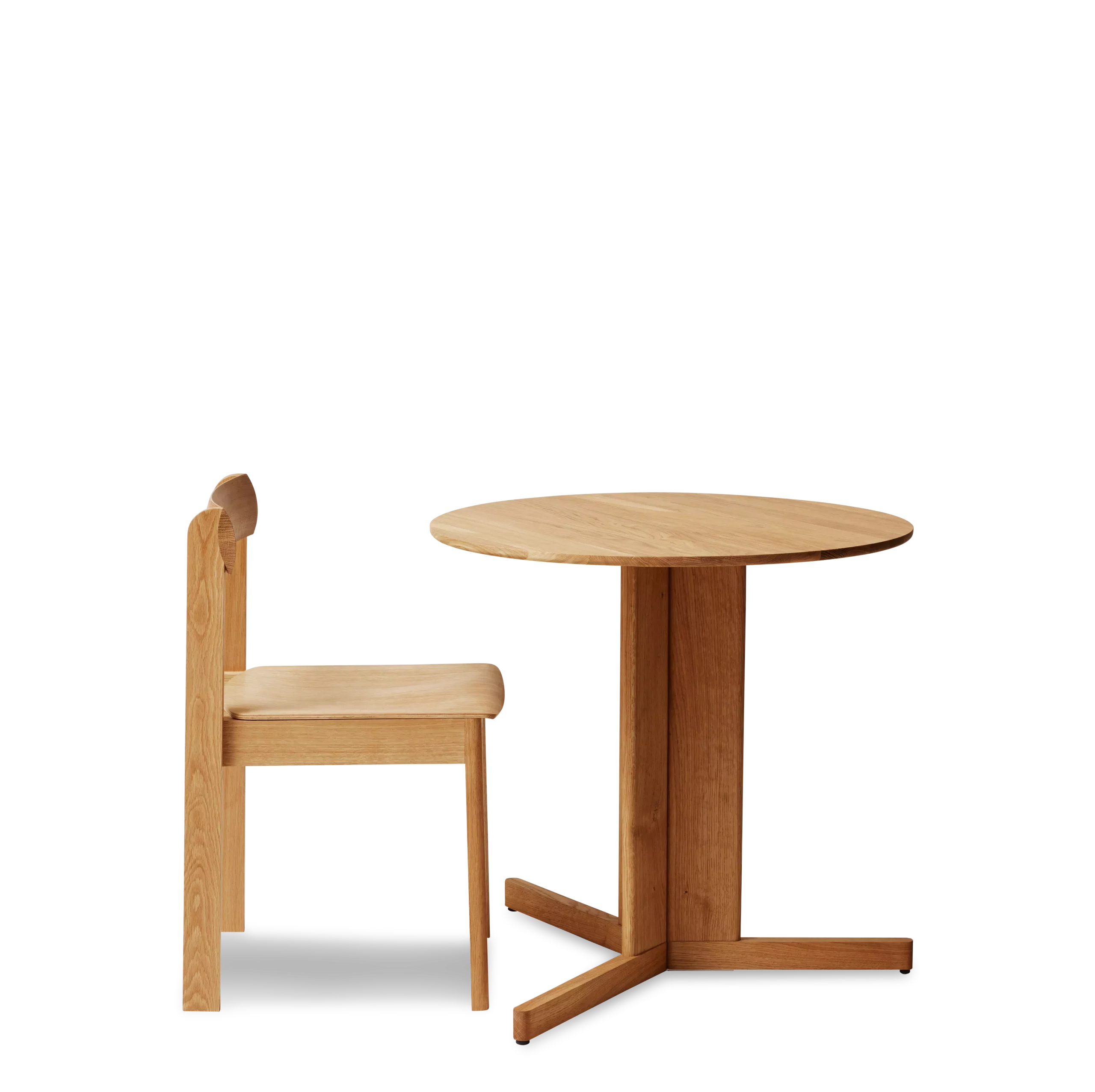 Trefoil Round Table Ø75 3 Legs, Oak